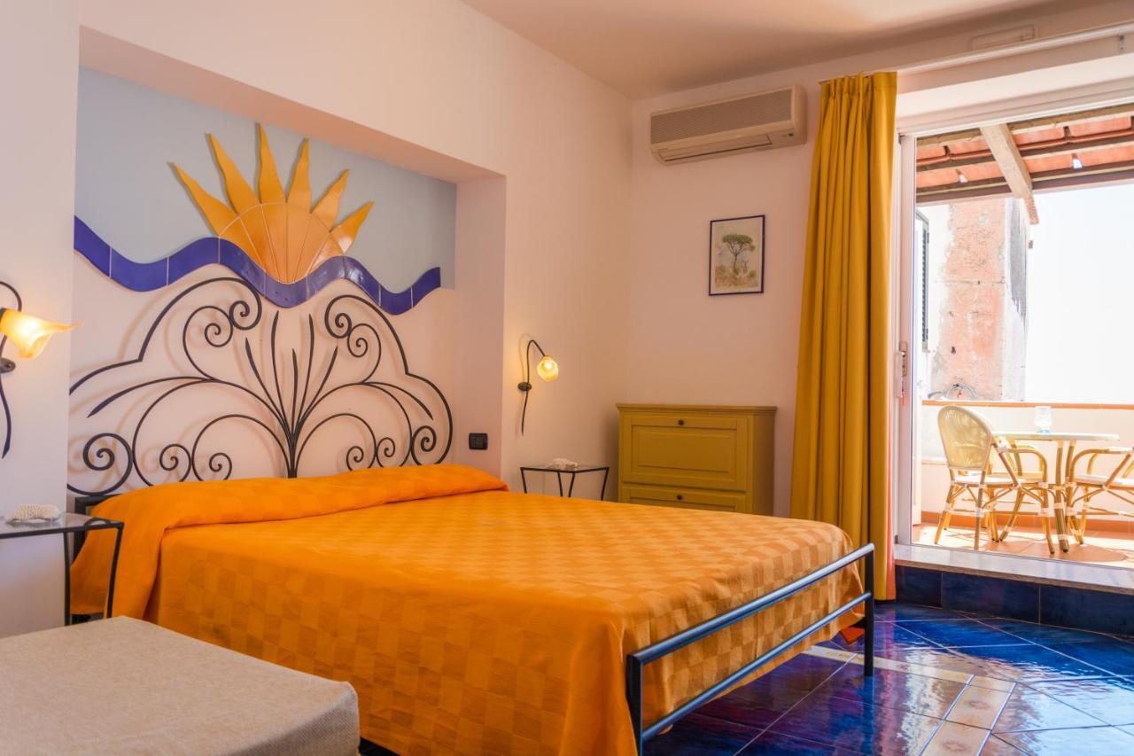 Palazzo Coco Sentiero Dei Limoni Hotel Maiori Room photo